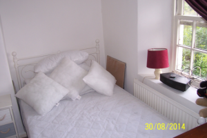 se 300x200 - Bedroom - Shared Lives South West Carers Lesley and Phil