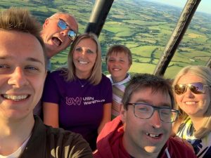 Damion balloon 2 300x225 - Damion balloon 2