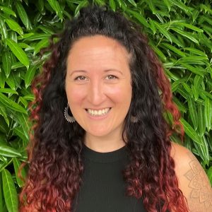 Laura Maker web 300x300 - Laura Maker web