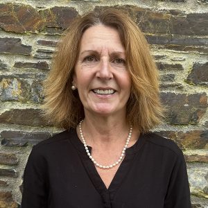 IMG 7794 WEB 300x300 - Claire Higdon